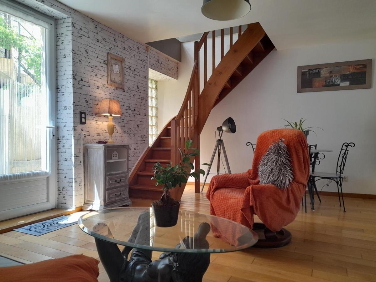 Maison De Village Avec Cour Interieure Et Terrasse Septfonds المظهر الخارجي الصورة